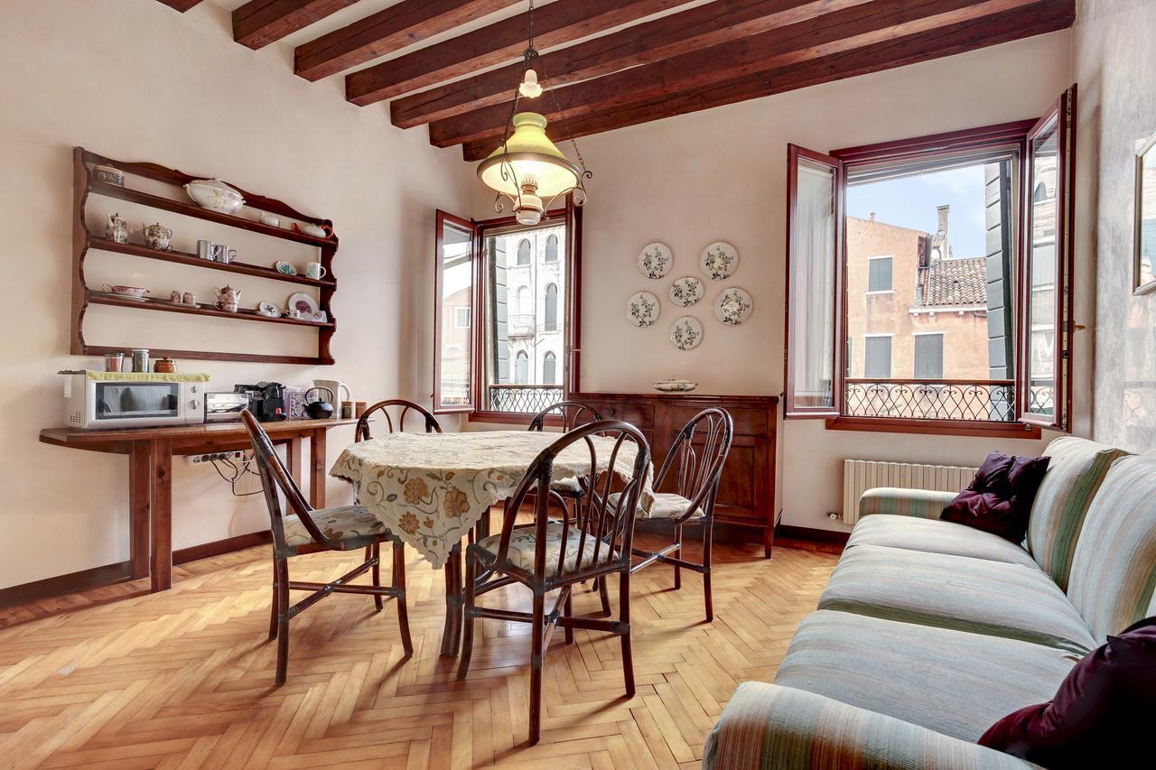 Appartement Biennale APT Balcony à Venise Extérieur photo